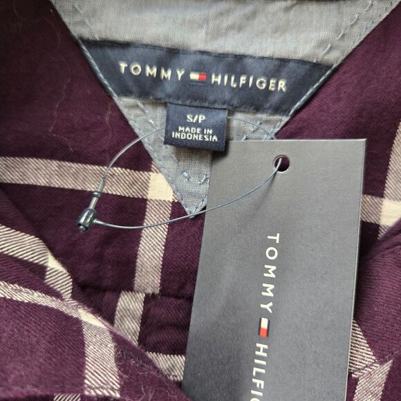 Tommy Hilfiger NWT Bordeaux Plaid collared shirt 1/2 button down Small purple - Picture 4 of 16